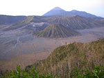 vulkankraterlandachaft